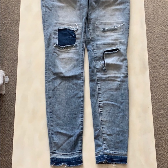 BDG High-Rise Twig Ankle Patched Jeans - Picture 4 of 6